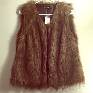 Fur vest